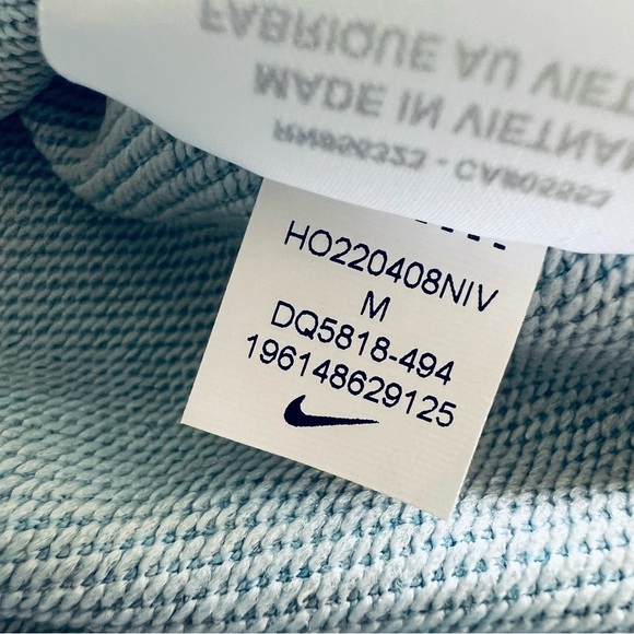 Nike Standard Issue Men's Dri-FIT Pullover Basketball Hoodie (DQ5818-494) Size M - Picture 8 of 12